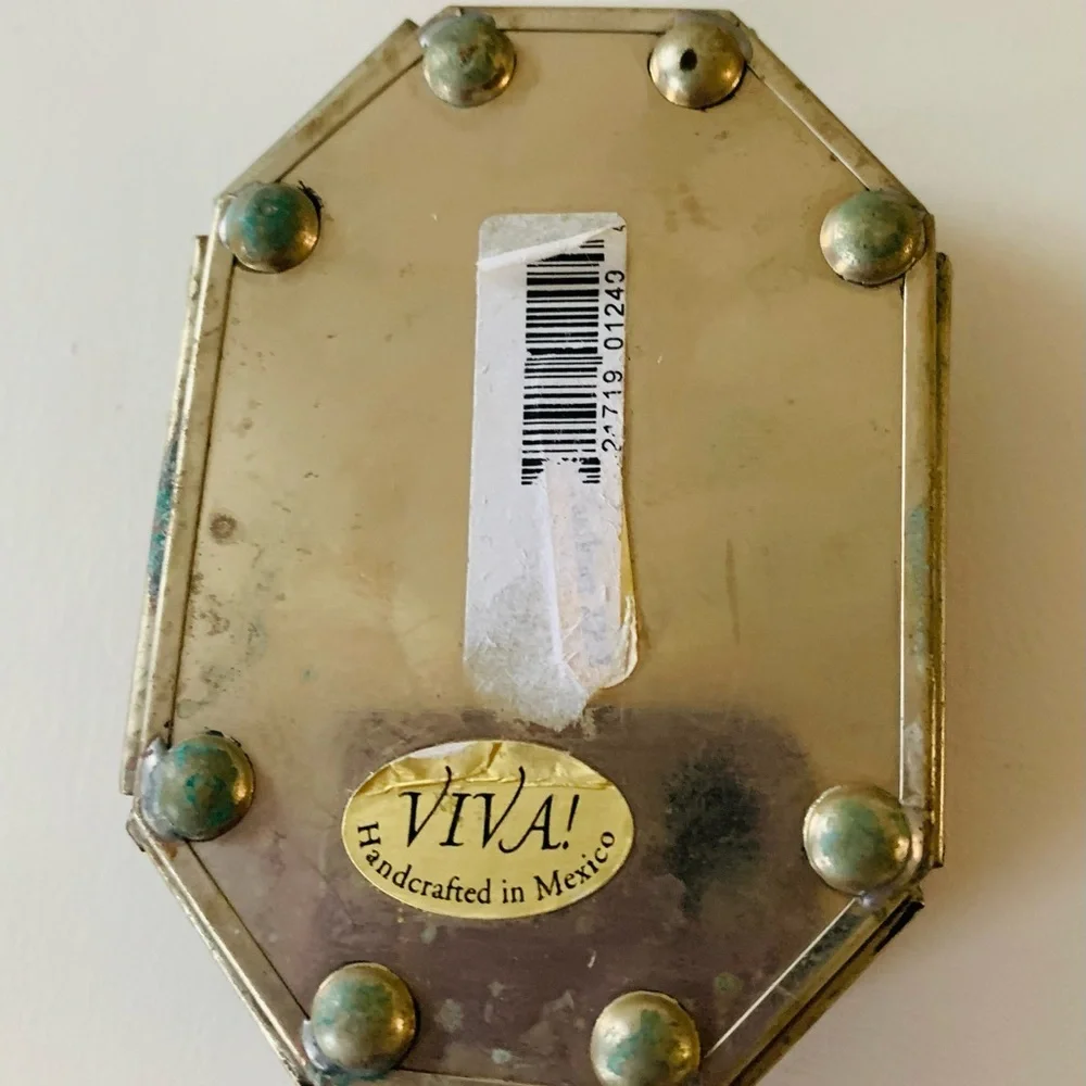 Metal jewelry box